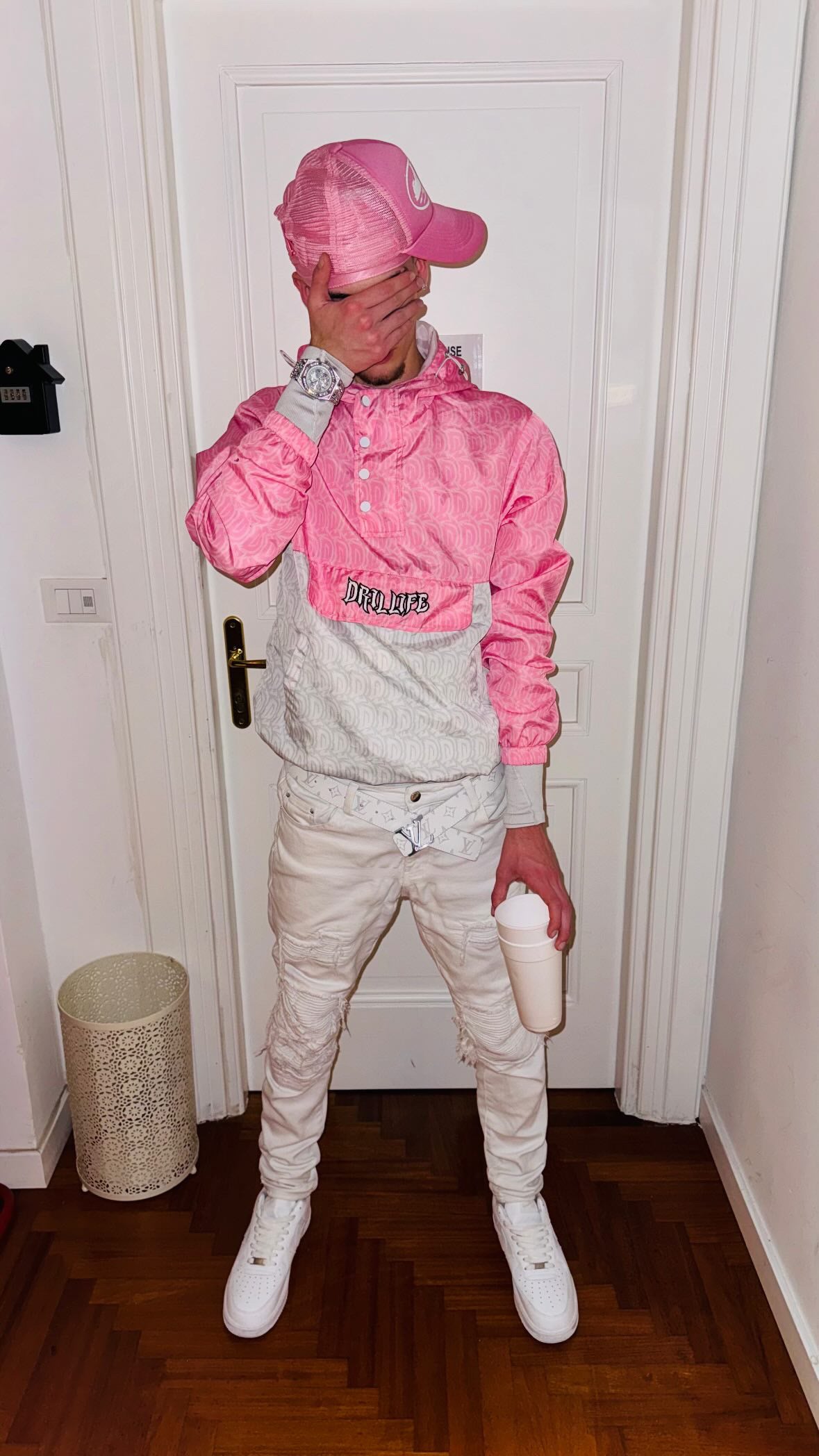 White Destroyed Jeans