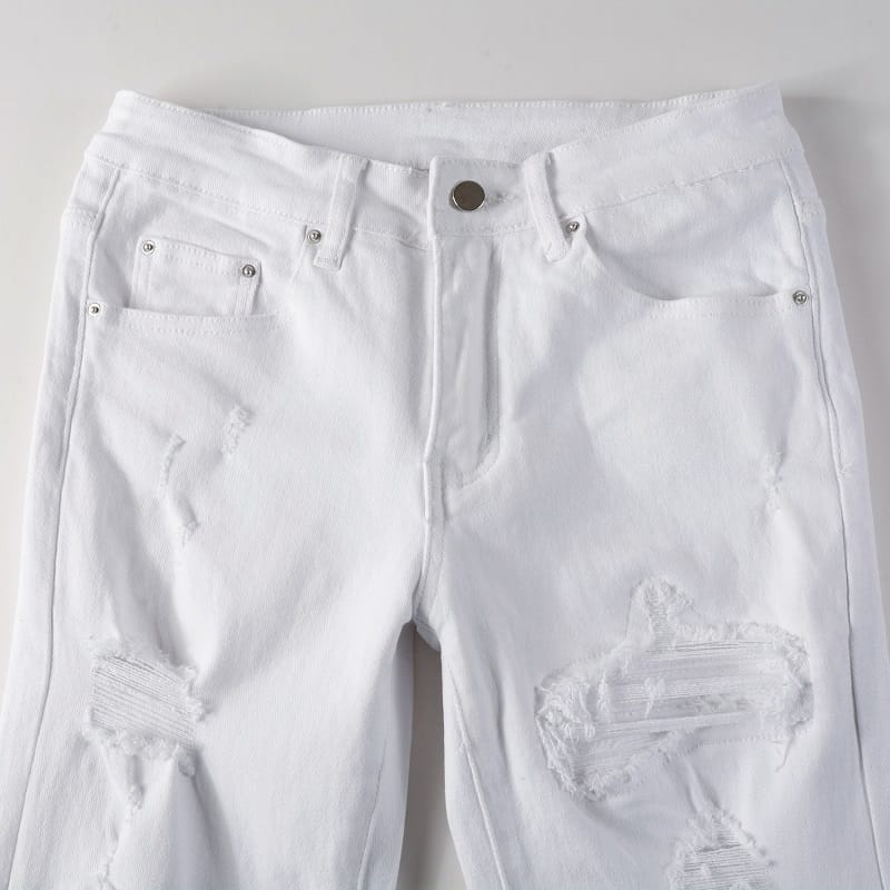 Total White Destroyed Jeans