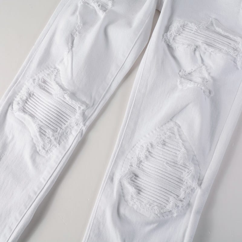 Total White Destroyed Jeans